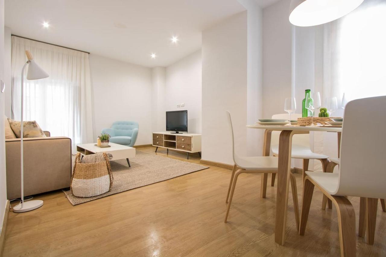 Luis Rey Central Suite By Valcambre Севилья Экстерьер фото
